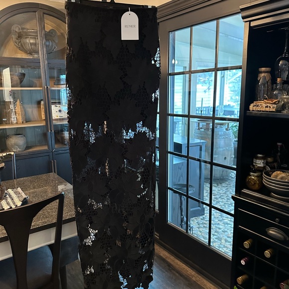 NWT Rumer Revolve Sexy Tropez Black Lace Beach Maxi Skirt Crop Top Size Small - Picture 4 of 10